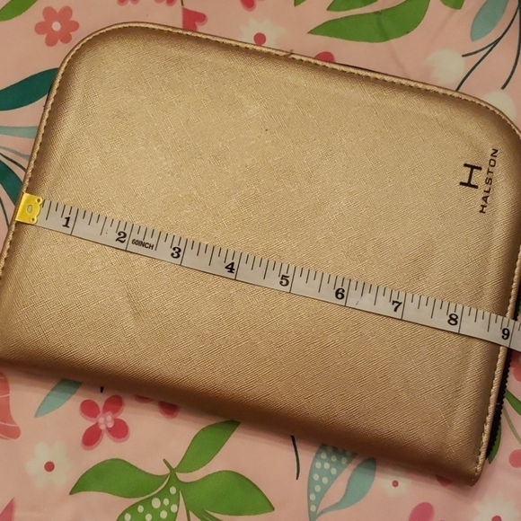 HALSTON jewelry case. - Picture 13 of 13